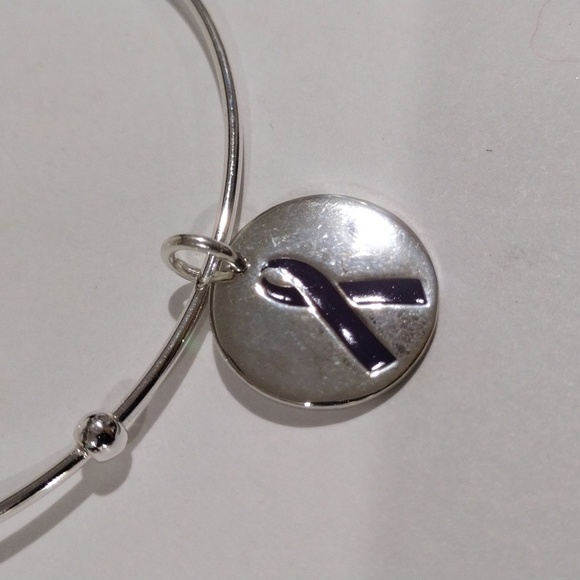 Vantel Pearls Silver Tone 7.5" Bracelet – Purple Awareness Ribbon Charm Jewelry - Picture 6 of 8